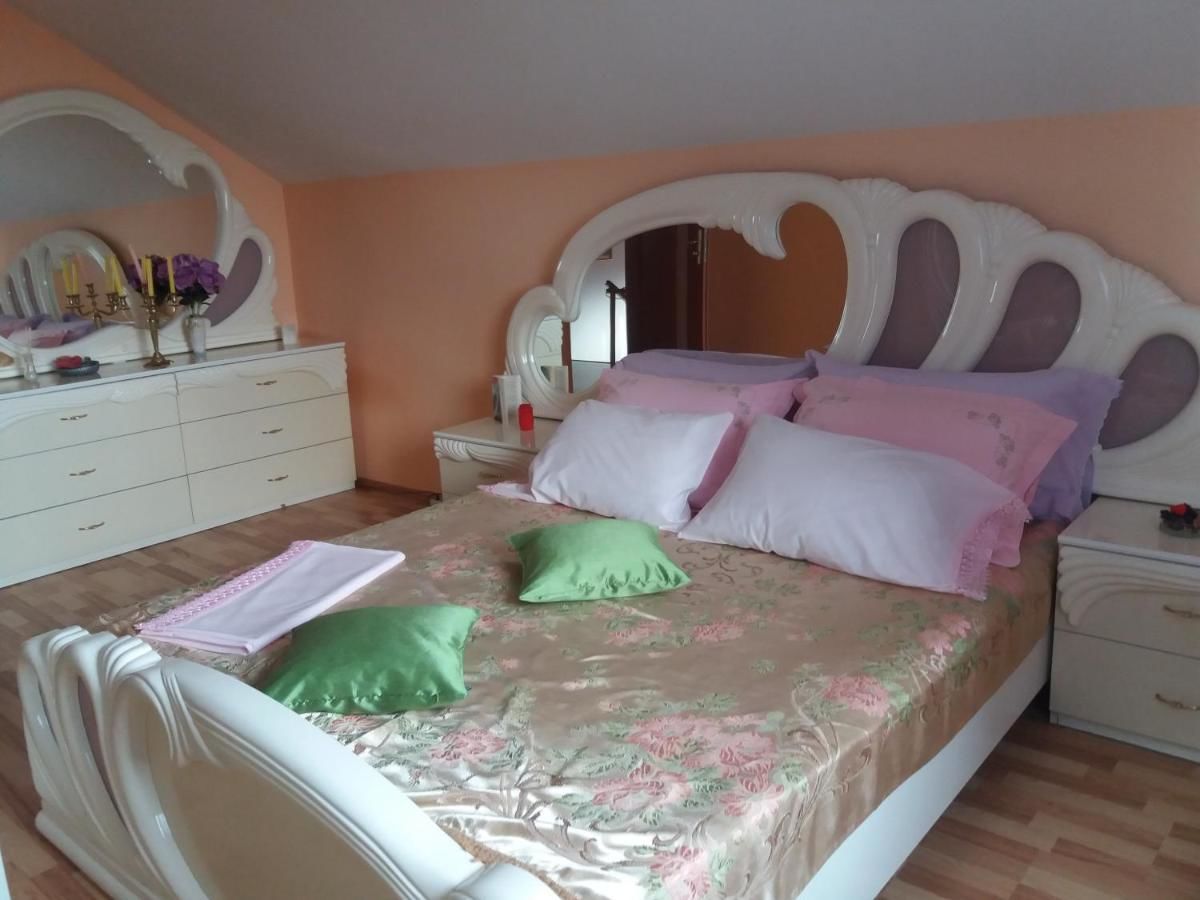 Виллы Casa Irina Пьятра-Нямц-39